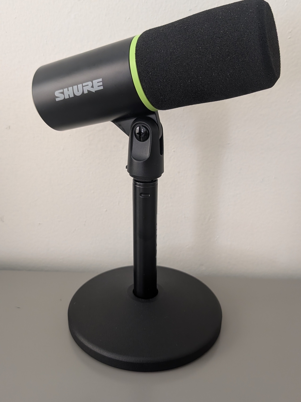 Shure MV6 USB Gaming Microphone for Streaming & Recording